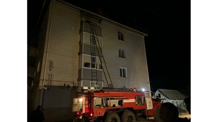 В рязанском Ухолове на пожаре спасли 8-летнего ребенка