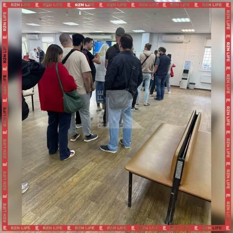 Рязанцы пожаловались на длинные очереди в МРЭО ГИБДД