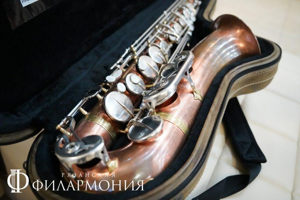 В рязанскую филармонию доставили новые музыкальные инструменты