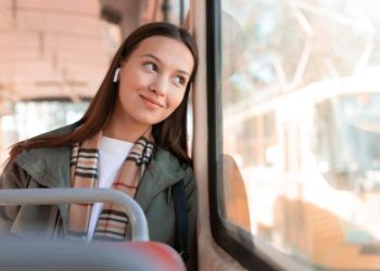 Заместитель мэра Рязани Ромодин проверил, как работают кондиционеры в автобусах Заместитель мэра Рязани Ромодин проверил, как работают кондиционеры в автобусах