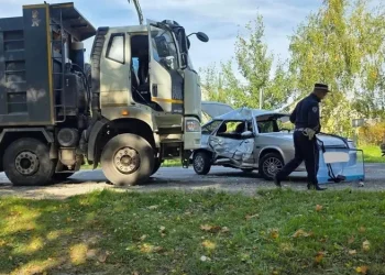 Два человека пострадали в аварии с грузовиком под Рязанью