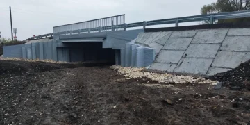 Путятинский округ обновил мост через ручей