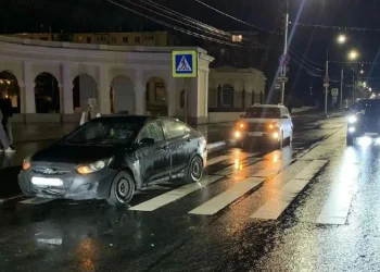 Автомобиль сбил 18-летнюю рязанку на улице Свободы