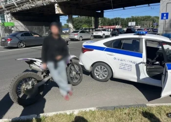 В Рязани задержали подростка на мопеде без прав