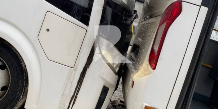13 декабря на Московском шоссе столкнулись два автобуса