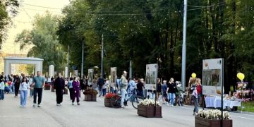 В День города фестиваль «Пульс города» объединил спорт и творчество в Лесопарке