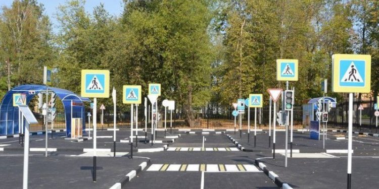 В детском автогородке ЦПКиО остался один электромобиль В детском автогородке ЦПКиО остался один электромобиль