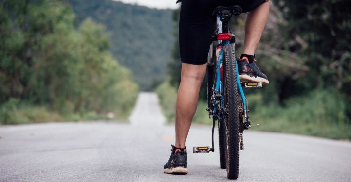 В Горроще зафиксировали на видео кражу велосипеда В Горроще зафиксировали на видео кражу велосипеда