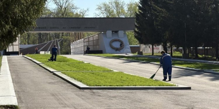 Мэрия рассказала о благоустройстве мемориальных комплексов в Рязани