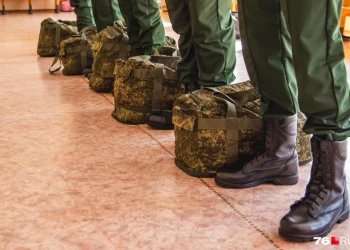 Военкомы провели рейд в рязанском ТРЦ