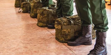 Военкомы провели рейд в рязанском ТРЦ