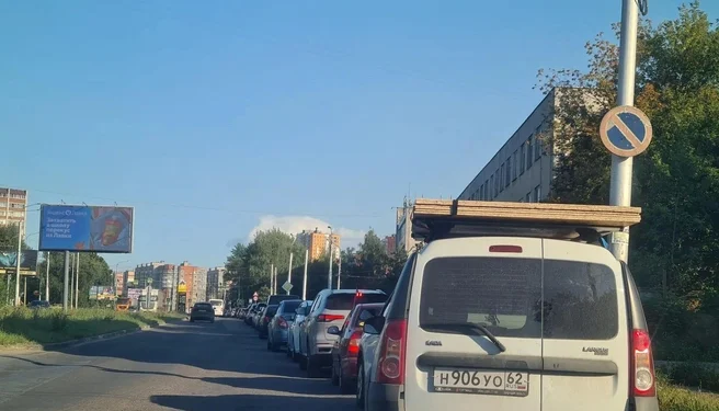 Без волонтеров рязанский «чет-нечет» не работает, а водители злятся Без волонтеров рязанский «чет-нечет» не работает, а водители злятся