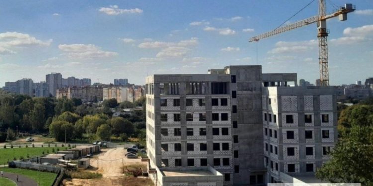 Подрядчик сорвал стройку больницы в Рязани на 8 месяцев Подрядчик сорвал стройку больницы в Рязани на 8 месяцев