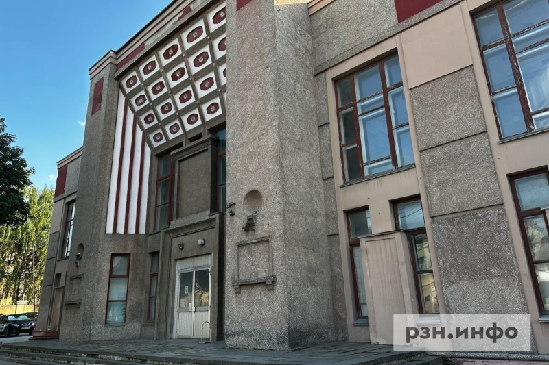 Рязанский кинотеатр Родина отремонтируют за 385 млн рублей Рязанский кинотеатр Родина отремонтируют за 385 млн рублей