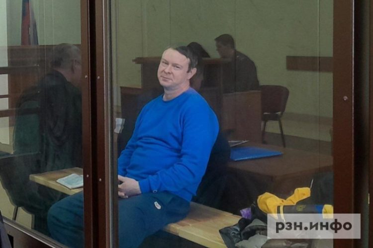 Рязанские следователи добавили журналисту Комарову две уголовные статьи