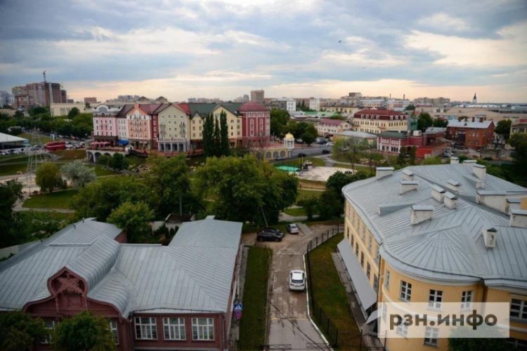 Беспилотная опасность длится более трех часов в Рязанской области