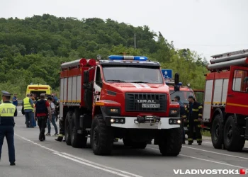 Пожар на газохимическом заводе унес жизни сотрудников и ранил более ста человек