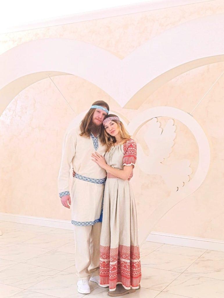 Рязанский ЗАГС поделился фото молодоженов минувших выходных дней