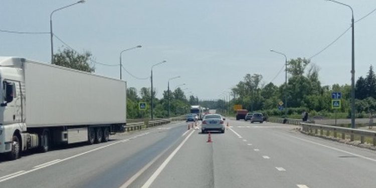 Под Рязанью грузовик насмерть сбил женщину