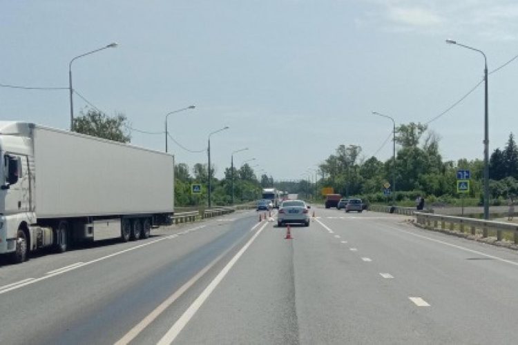 Под Рязанью грузовик насмерть сбил женщину