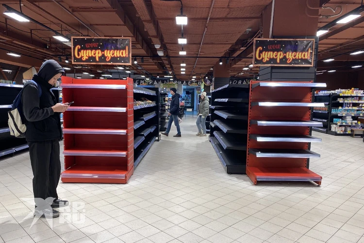 Прилавки рязанского супермаркета "Spar" опустели 16 февраля