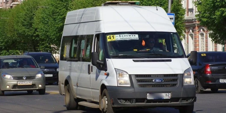 Коммерческие перевозчики бьют тревогу из-за нехватки водителей в Рязани