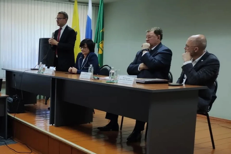 Зампредседателя ЦК КПРФ Владимир Кашин обсудил развитие АПК со студентами рязанского вуза
