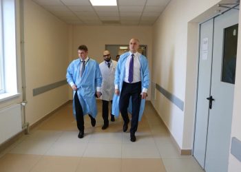 Вице-губернатор Артем Бранов проверил работу Рязанского онкодиспансера