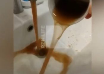 Рязанцы продолжают жаловаться Малкову на грязную воду