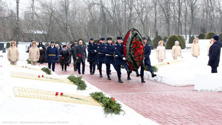 Рязанцы почтили память погибших блокадников Ленинграда