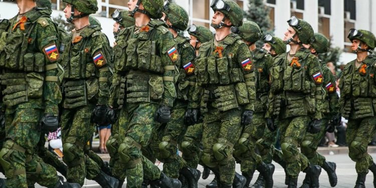 Увеличена численность Вооруженных сил России