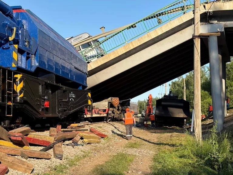Подрывы мостов в Курской и Брянской областях квалифицированы как теракт