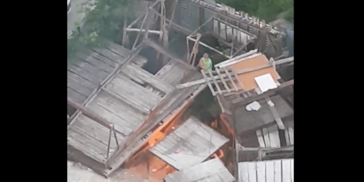 На улице Быстрецкой дети устроили поджог