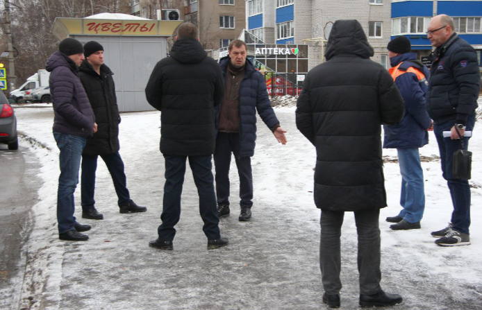 В первый день нового года мэр Рязани Виталий Артемов провел объезд городских территорий