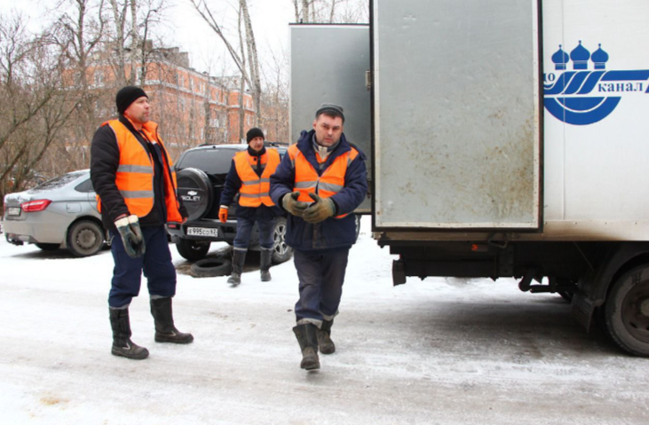 В первый день нового года мэр Рязани Виталий Артемов провел объезд городских территорий