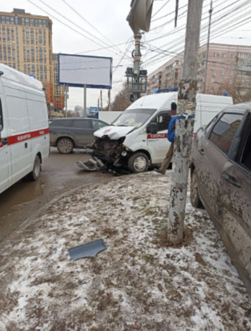 В ДТП с участием машины скорой помощи в Рязани пострадали два человека