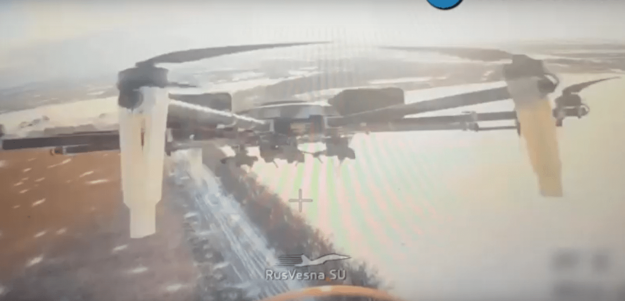 БПЛА ВСУ дальнего действия с бомбой ФАБ-250 сняли на видео в Брянской области -