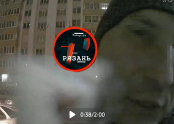 Пьяный рязанец разбил молотком домофон