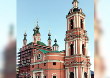 Актер и режиссер Михалков пожертвовал стройматериалы для рязанского храма