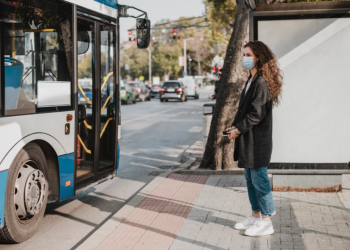 Водителей будут штрафовать за опоздание общественного транспорта на 30 тысяч рублей Водителей будут штрафовать за опоздание общественного транспорта на 30 тысяч рублей