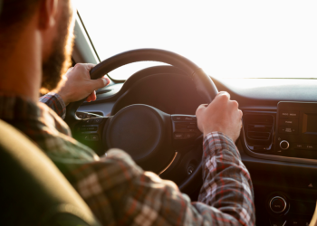 С 1 августа российские водители станут получать медсправки в электронном виде С 1 августа российские водители станут получать медсправки в электронном виде