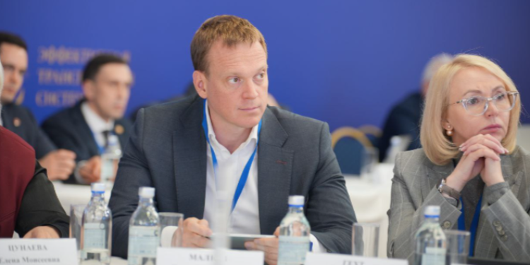 Малков рассказал в Москве о системе поддержки участников СВО в Рязанской области