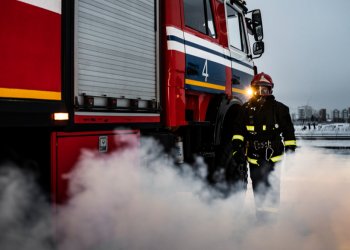 В рязанском Скопине загорелась квартира