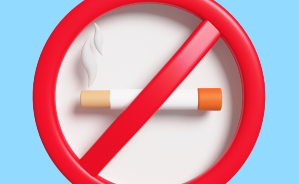 Курящих в квартире россиян будут штрафовать