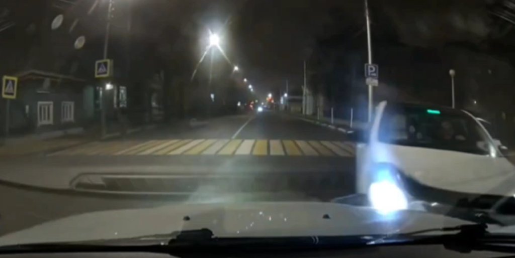 Около рязанской мэрии столкнулись три автомобиля