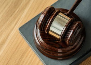 20-летний курсант рязанского училища ВДВ связал стропы парашюта сержанта из-за мести 20-летний курсант рязанского училища ВДВ связал стропы парашюта сержанта из-за мести