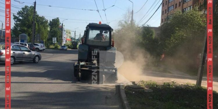 Рязанка пожаловалась на уборку дороги на улице Мервинской