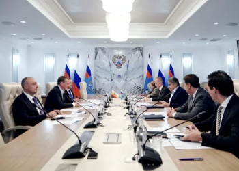 Рязанский губернатор Павел Малков встретился с главой Росавтодора Романом Новиковым Рязанский губернатор Павел Малков встретился с главой Росавтодора Романом Новиковым