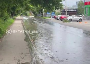 6 июля затопило улицу Колхозную 6 июля затопило улицу Колхозную