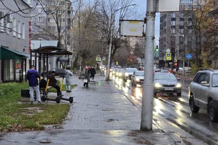 Рязанские водители пожаловались на пробки после открытия двустороннего движения на улице Новой
